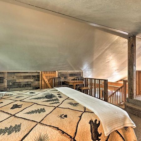 Tenn River Cabin With Hot Tub - 10 Mi To チャタヌーガ エクステリア 写真