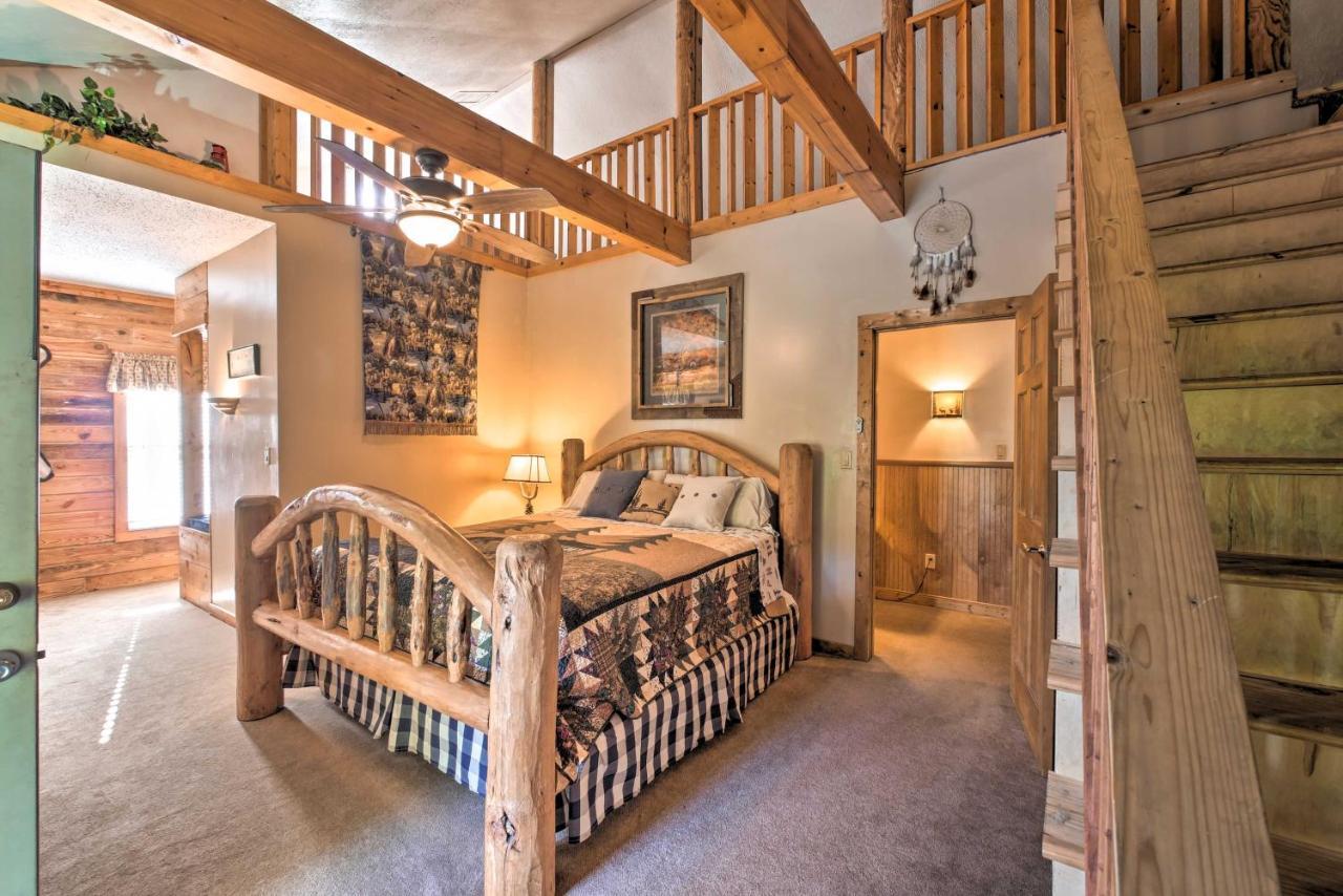 Tenn River Cabin With Hot Tub - 10 Mi To チャタヌーガ エクステリア 写真